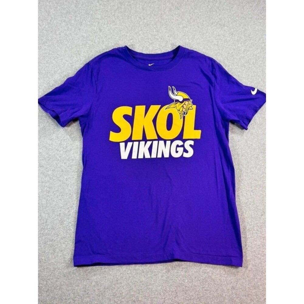 Minnesota Vikings t-shirt adult small